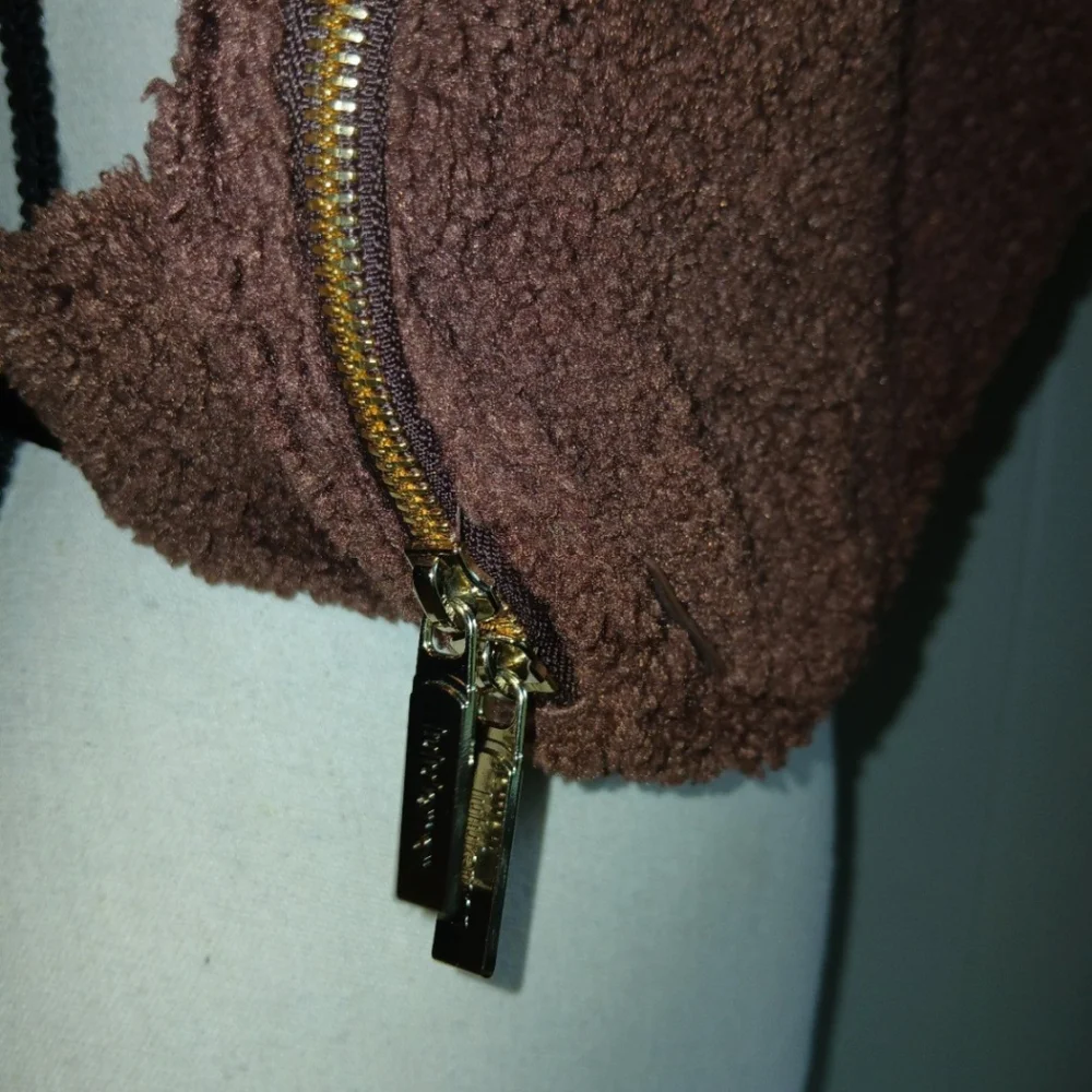 Lululemon Athletica Brown Fleece Fanny Pack Crossbody Bag Purse L2 Large - Picture 4 of 9